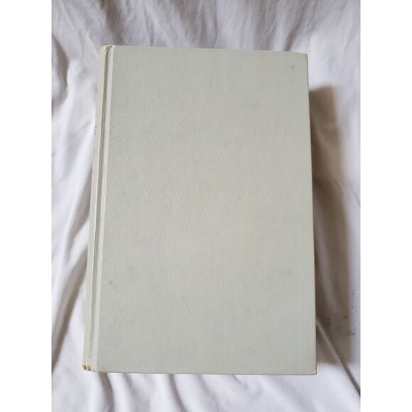Gone with the Wind Book 1964 Margaret Mitchell Beige Moderate Wear Macmillan - Picture 3 of 10